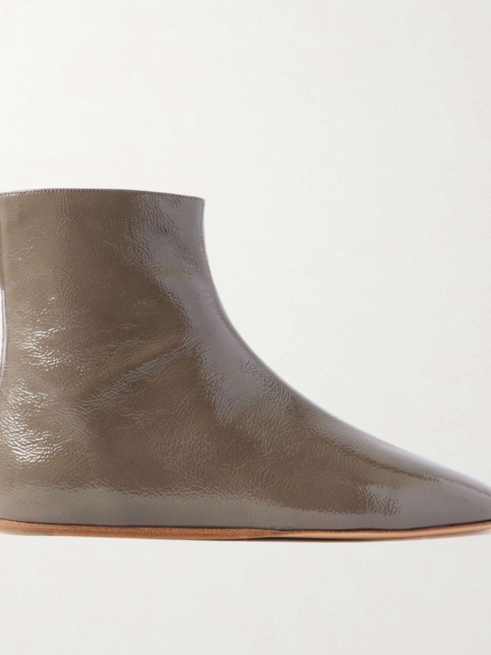 LE MONDE BERYL Luna patent glossed-leather ankle boots taupe